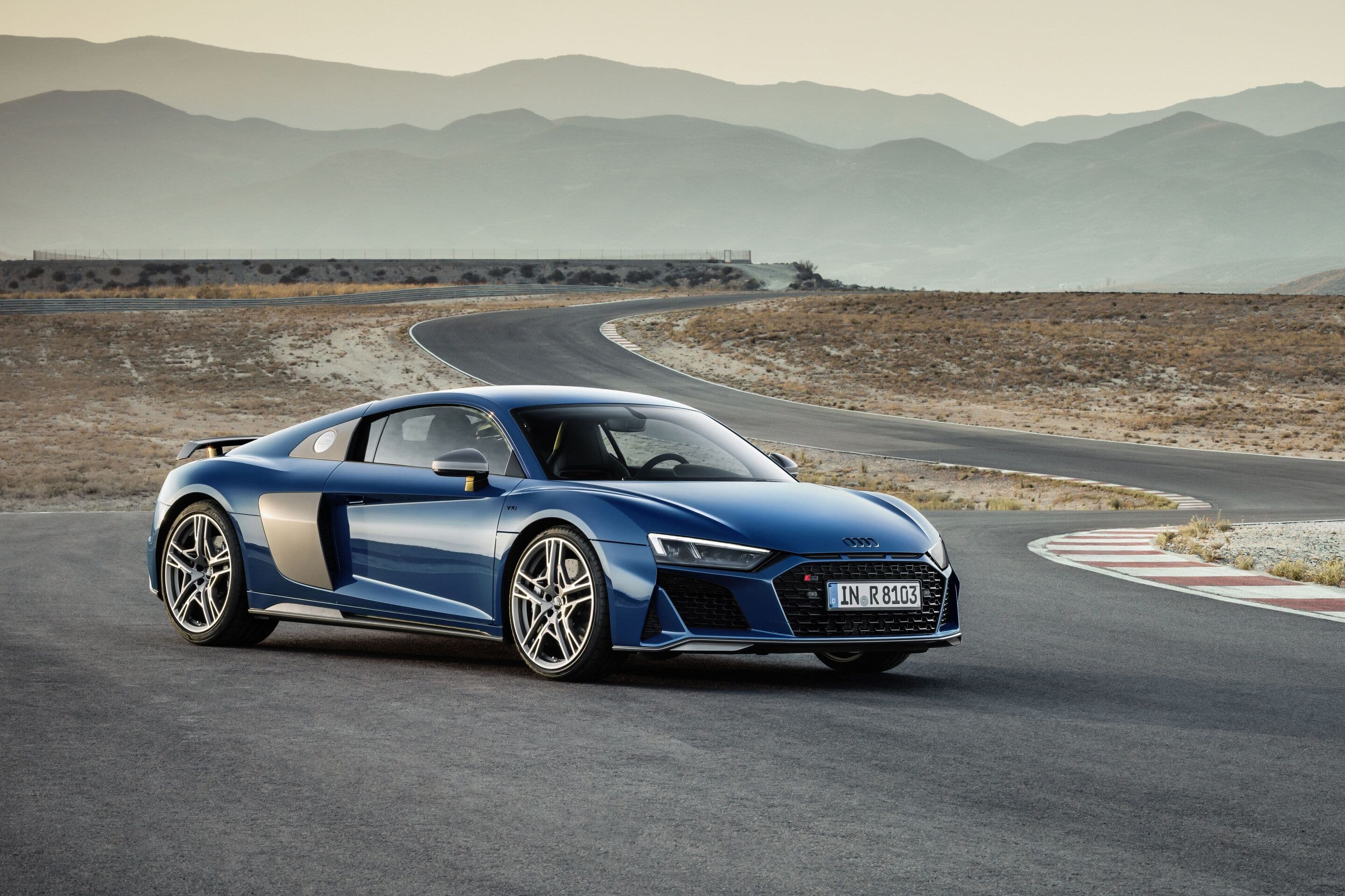Audi R8 V10